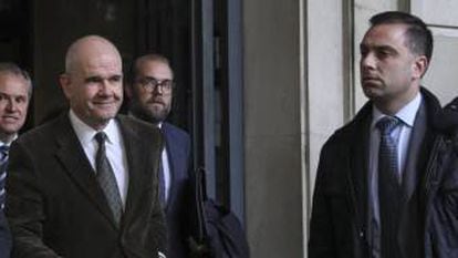 El expresidente de la Junta de Andalucía, Manuel Chaves, a la salida del juicio del caso ERE en 2019.