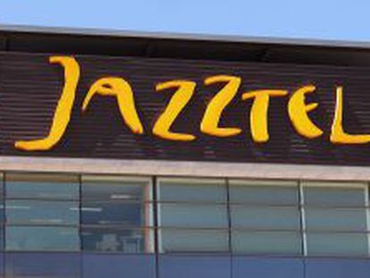 Logotipo de Jazztel.