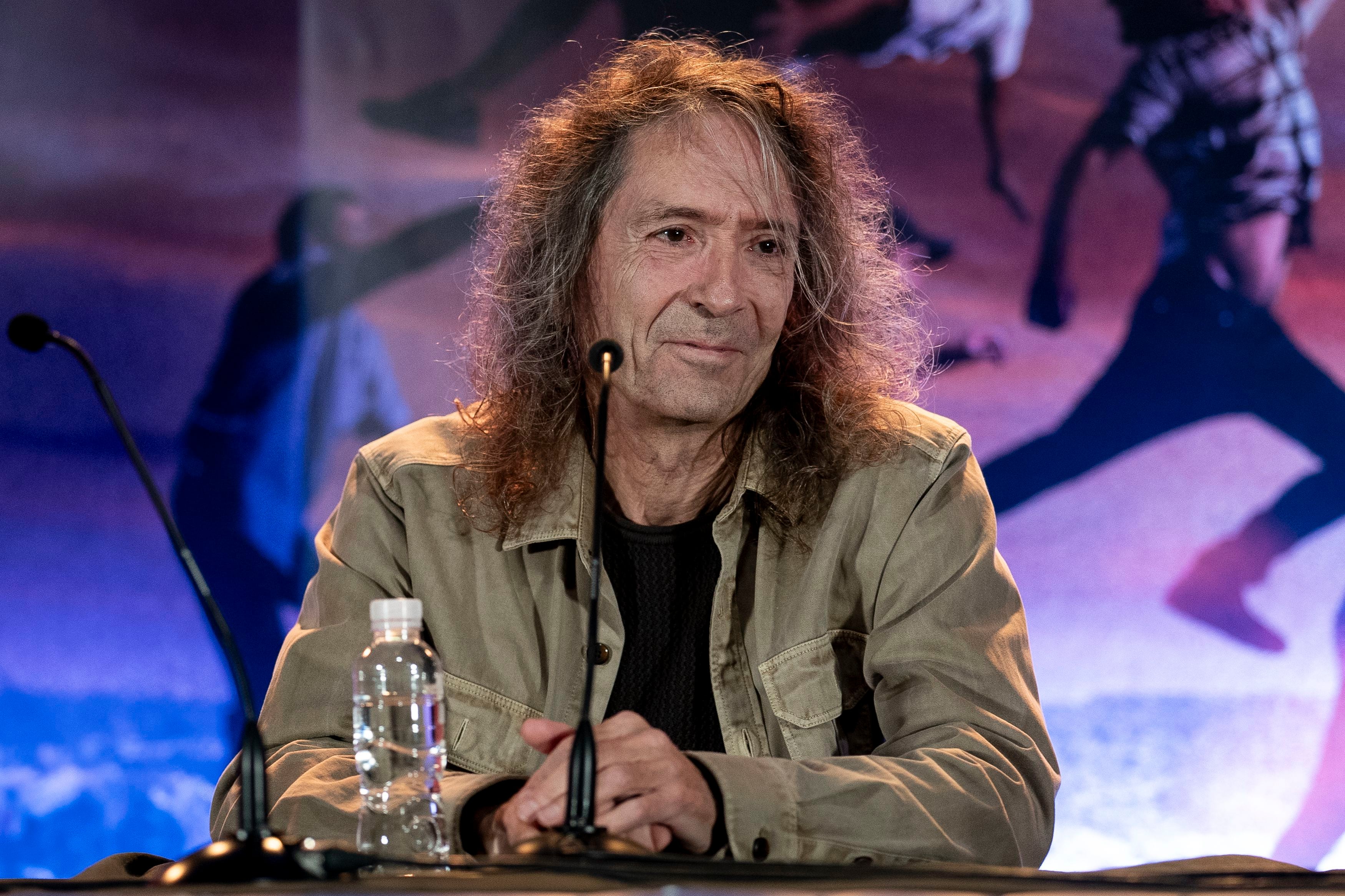 “Es una barbaridad”: la última canción de Robe Iniesta encandila a escritores y poetas
