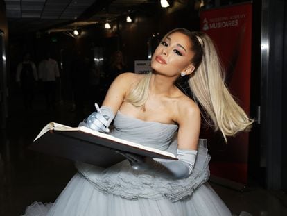 Ariana Grande en los premios Grammy el 26 de enero de 2020 en Los Angeles, California.