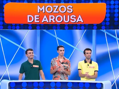 Desde la izquierda, Raúl, Borjamina y Bruno, el equipo Mozos de Arousa de 'Reacción en cadena'.