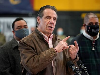 Andrew Cuomo ofrece una rueda de prensa el 22 de febrero, en un centro de vacunación de Brooklyn.