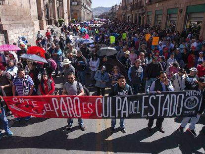 Una de las movilizaciones magisteriales en Morelia, Michoacán. 