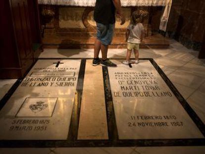 Los restos del general franquista están más cerca de ser trasladados desde la basílica de la Macarena de Sevilla hasta un columbario en el mismo templo