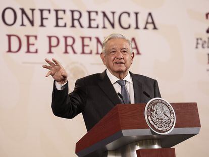 López Obrador durante una conferencia de prensa matutina, el 10 de abril en Palacio Nacional.