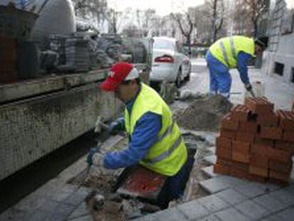 Trabajadores de la construcci&oacute;n en Madrid