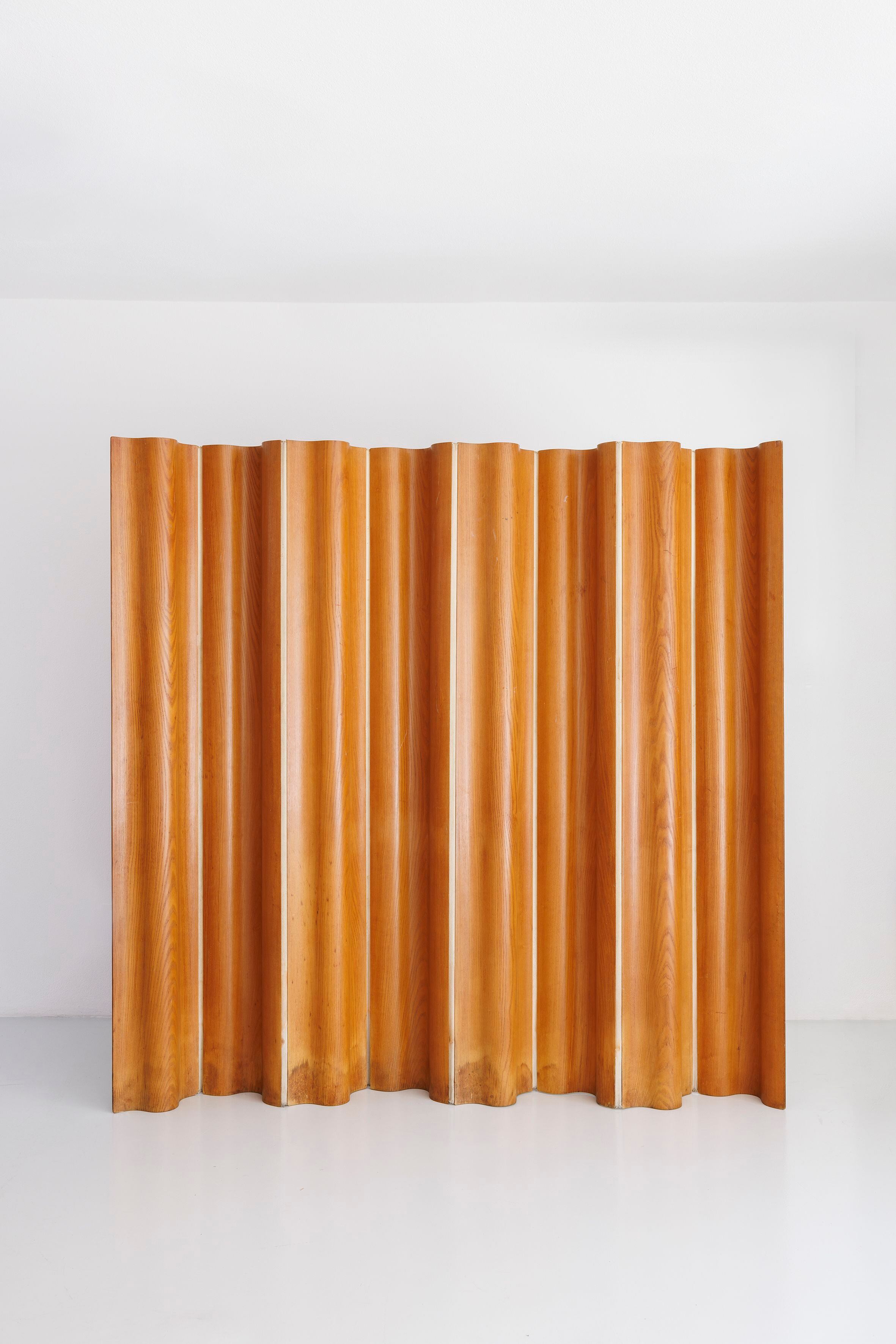 'Folding Screen FSW 8', de Charles and Ray Eames (1948).