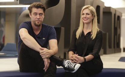 Andy Muschietti y Barbara Muschietti, en la redacción de El País.