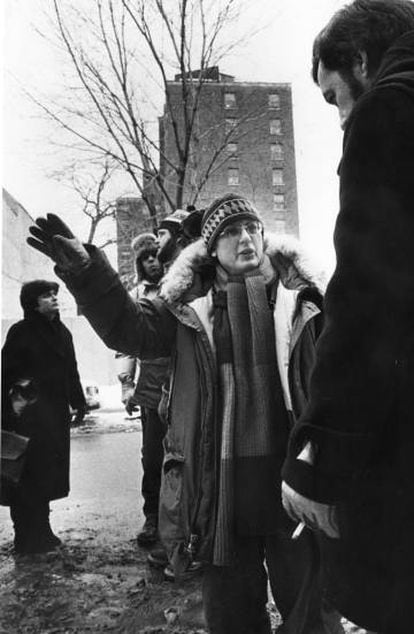 Lambert en 1981 en una protesta para la remodelación del barrio de Milton Parc en Montreal.
