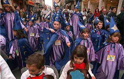 Niños desfilando en Getafe durante la fiesta de carnaval.