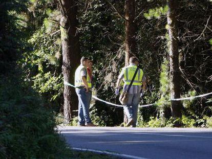 Investigadores en la zona de Cabanas donde fue encontrado el cad&aacute;ver.