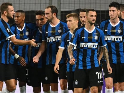 Jugadores del Inter de Milán, durante la final de la Europa League que ganó el Sevilla ante el equipo italiano. 