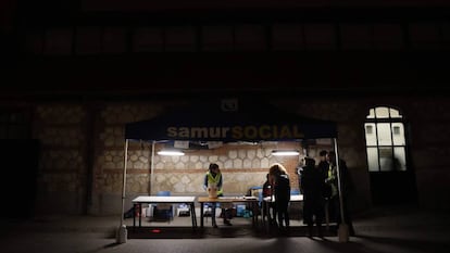 IX Recuento de personas sin Hogar en la ciudad de Madrid coordinado por el samur social, en el Matadero, antes de la pandemia.