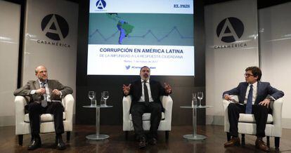 M. Villoria, A. Salas y M. Bernardo Mar&iacute;n en Casa de Am&eacute;rica, este martes.