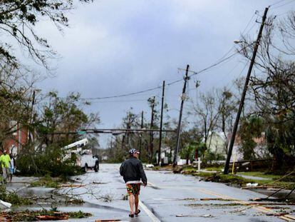 Los destrozos en Panama City (Florida), tras el paso del huracán.