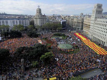Manifestaci&oacute;n en defensa de la unidad de Espa&ntilde;a el pasado 12 de octubre en Barcelona.