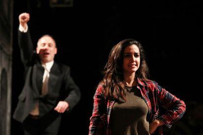 José Gutiérrez e Inma Cuesta en un ensayo de '¡Ay, Carmela'.