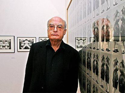 Luis Gordillo, en el Museo de Arte Español Contemporáneo de la Fundación March de Palma de Mallorca.
