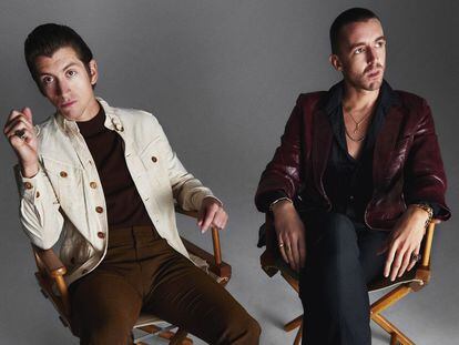 Alex Turner y Miles Kane, en una imagen de promoci&oacute;n.