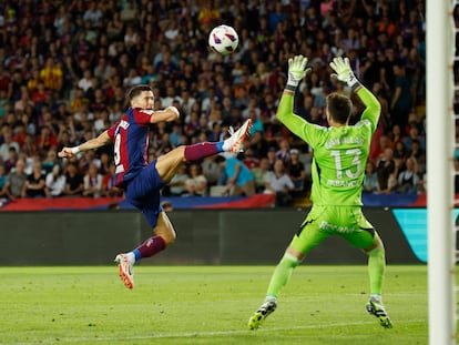 Lewandowski marca su primer gol al Celta.