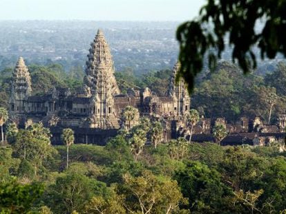 El conjunto de Mahendraparvata est&aacute; al norte de Angkor, Camboya. 