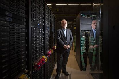 Mateo Valero, director del Centre de Supercomputació de Barcelona, després de l'entrevista.