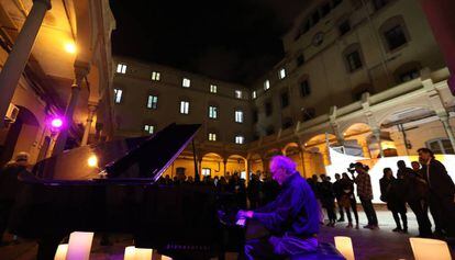 El pianista Carles Santos, este domingo en el homenaje en La Modelo.