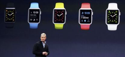 Tim Cook en la presentaci&oacute;n del Apple Watch.