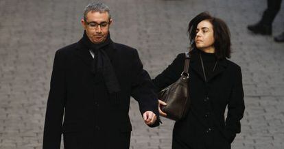 Diego Torres y Ana María Tejeiro llegan a los juzgados de Palma en febrero de 2013.