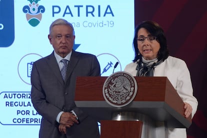 María Elena Álvarez-Buylla, directora del Conacyt, anuncia que la vacuna contra el coronavirus está lista, este miércoles, en la Ciudad de México.