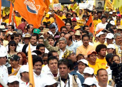 Marcha a favor del recuento de votos tras las elecciones de 2006. 