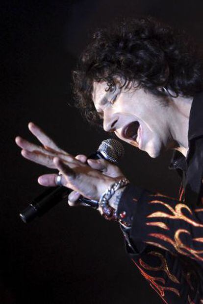 Bunbury actúa en el Palacio de los Deportes el sábado.