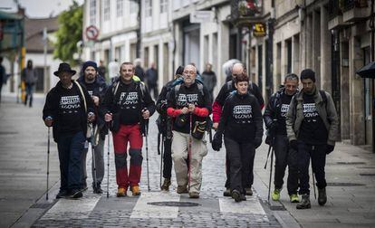 Reclusos y educadores de la prisión de Segovia realizan el camino de Santiago.