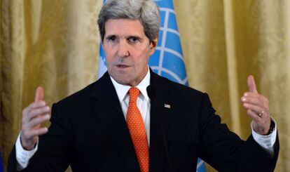 John Kerry este lunes en una conferencia en Par&iacute;s. 