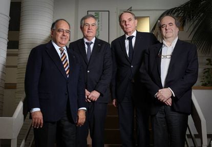 Desde la izquierda los rectores Eugenio Gaudio (Sapienza), Rafael Gresse, rector (Autonoma de Madrid), Yvon Berland (Aix-Marseilla), y Yvon Englert, (Libre de Bruselas).