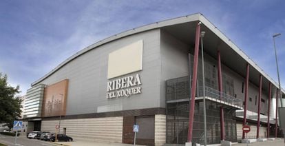 Centro comercial Ribera del Xúquer, en Carcaixent.