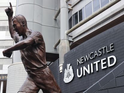 Una de las entradas al estadio del Newcastle.