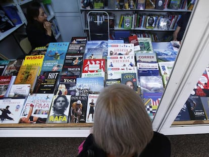 Caseta de la Feria del Libro de Madrid, en el parque del Retiro.