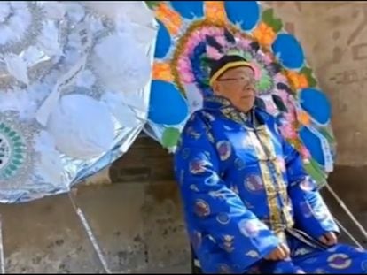 Un anciano de 84 años celebra su propio funeral en China