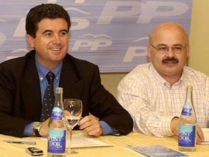 Matas y Cardona, en un acto del PP en Mallorca en 2002.