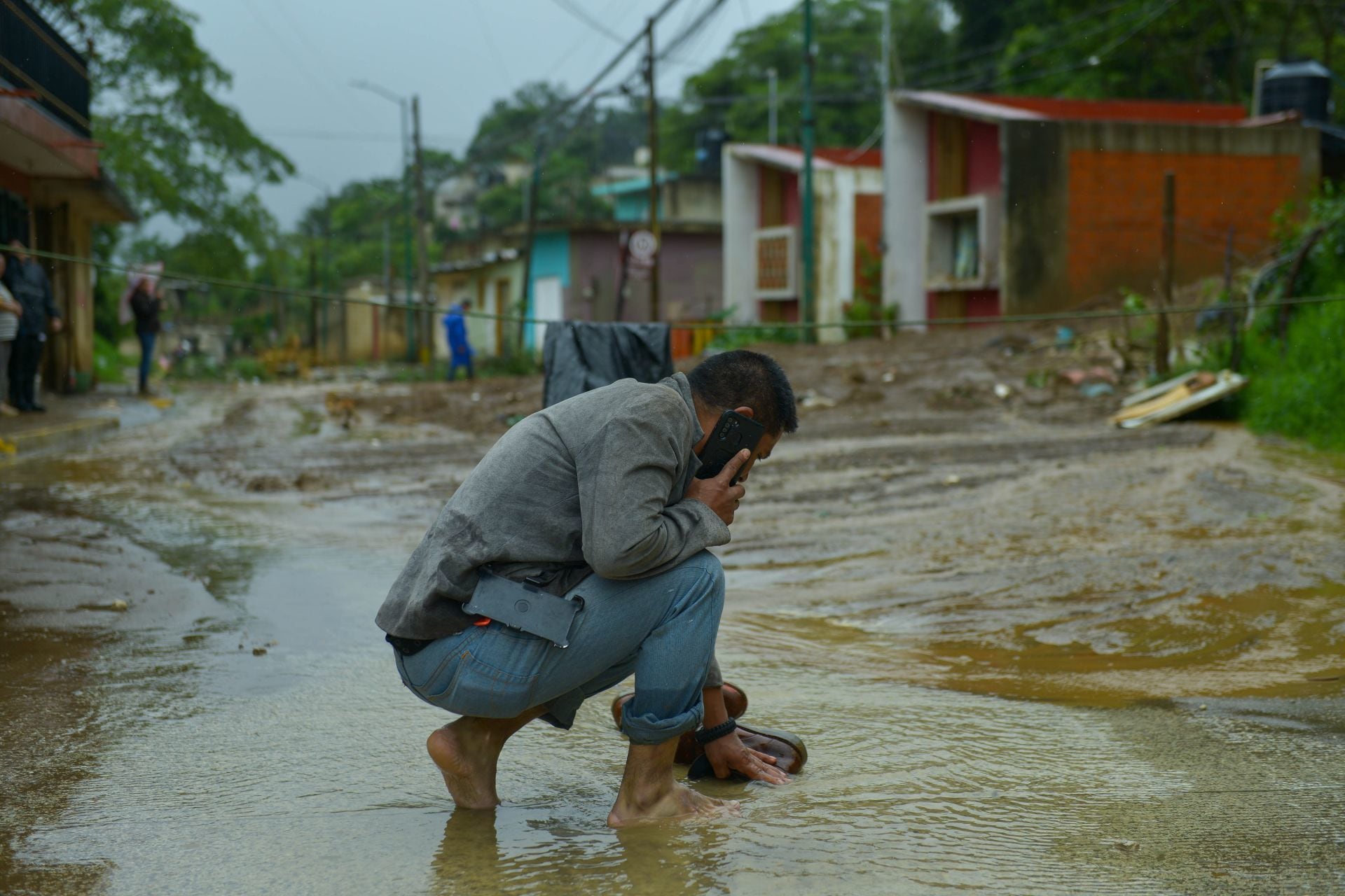 Veracruz y Oaxaca resisten los efectos de ‘Chris’ a la espera del huracán ‘Beryl’