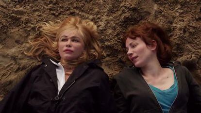 Emmanuelle Béart y Julie Depardieu, en la película.