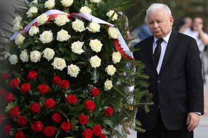 El líder del PiS, Jaroslaw Kaczynski, en una ceremonia de conmemoración del inicio de la II Guerra Mundial, este jueves en Varsovia.
