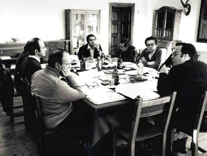 Reunión de los padres de la Constitución en el Parador de Gredos, en febrero de 1978.