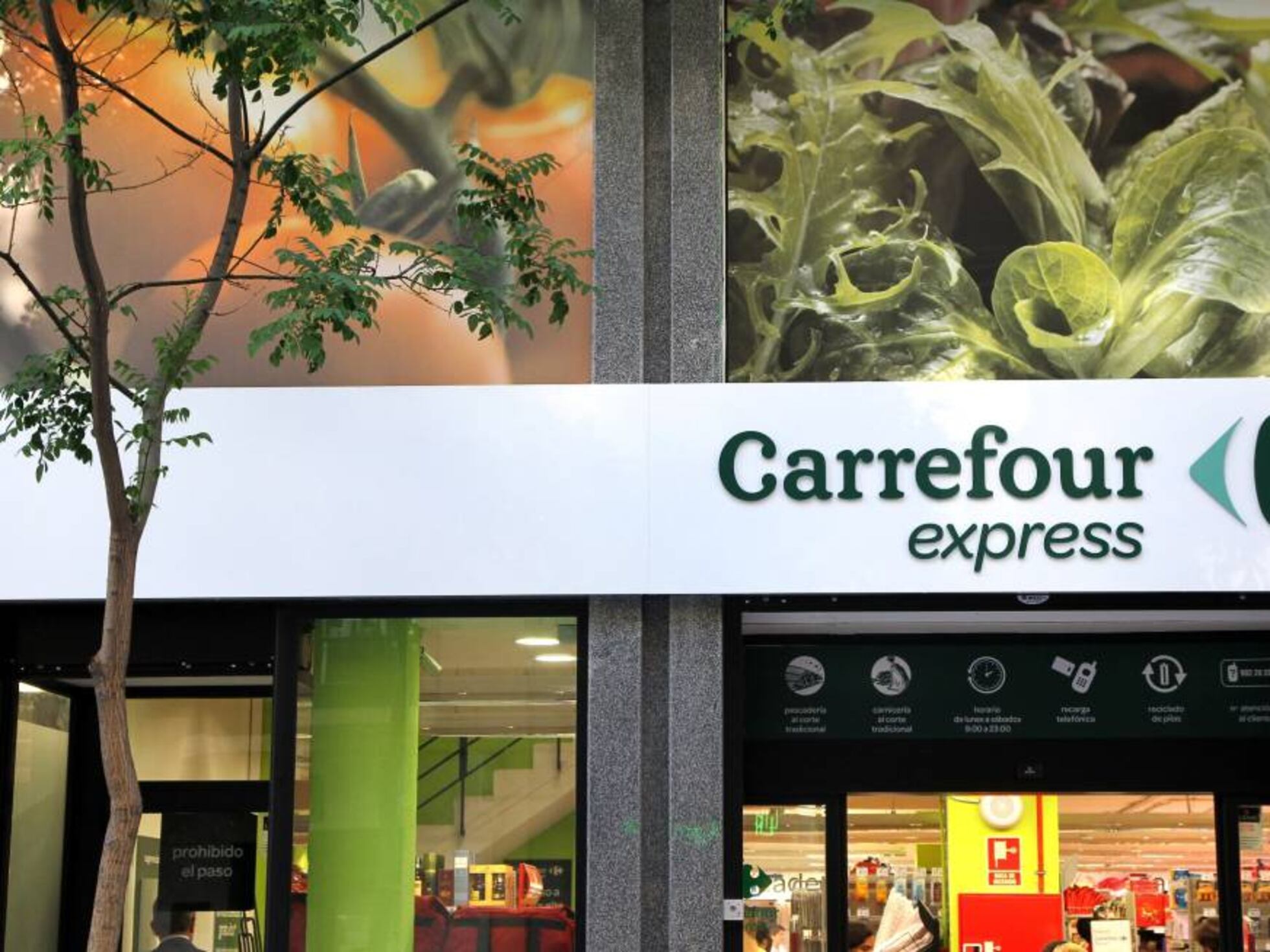 Carrefour abre 11 tiendas de proximidad en un mes, para competir con  Mercadona | Empresas | Cinco Días