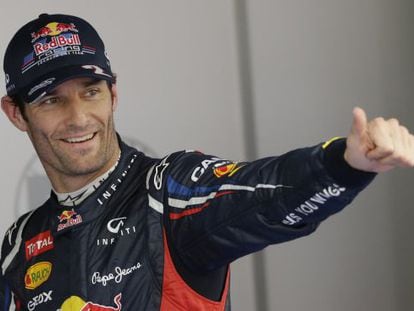 Mark Webber celebra el mejor tiempo