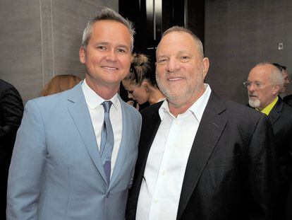 Roy Price (a la izquierda) y Harvey Weinstein, el pasado junio en Nueva York.