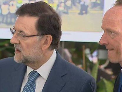 El Gobierno y PP crean un cortafuegos en defensa de Rajoy mientras él calla