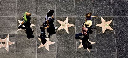 Estrellas en el paseo de la Fama, en Hollywood, Los Ángeles.