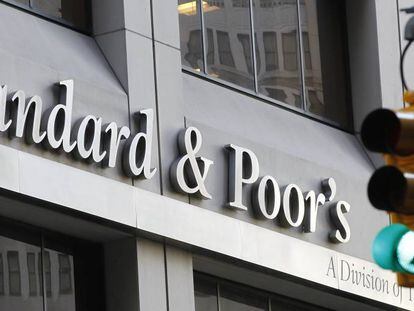 Standard & Poor's eleva el rating de España por primera vez desde marzo de 2018